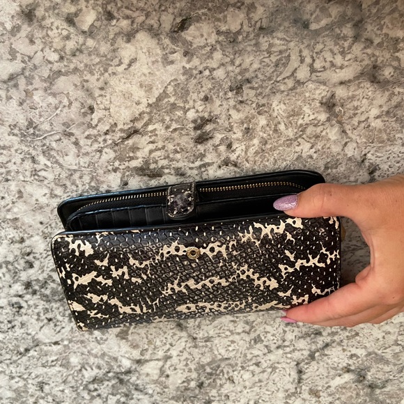 Coach wallet with zipper - Picture 4 of 4